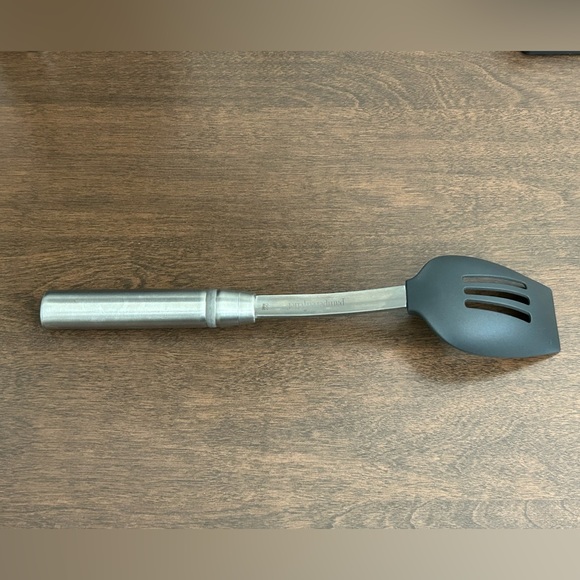 Pampered Chef Dining Pampered Chef Nylon Slotted Serving Spoon With